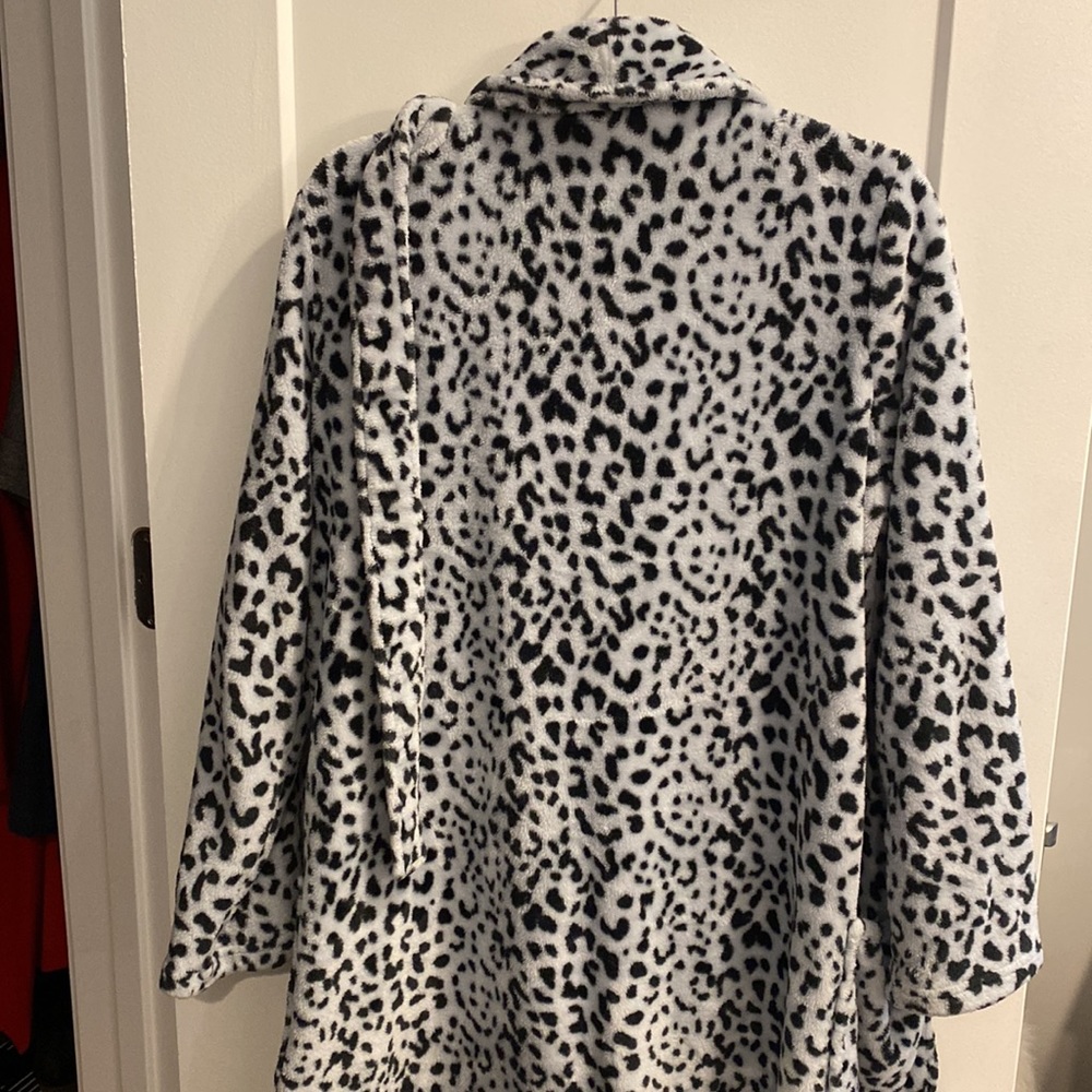 P.J.Salvage robe super soft mid length from Nordstrom - Picture 4 of 4